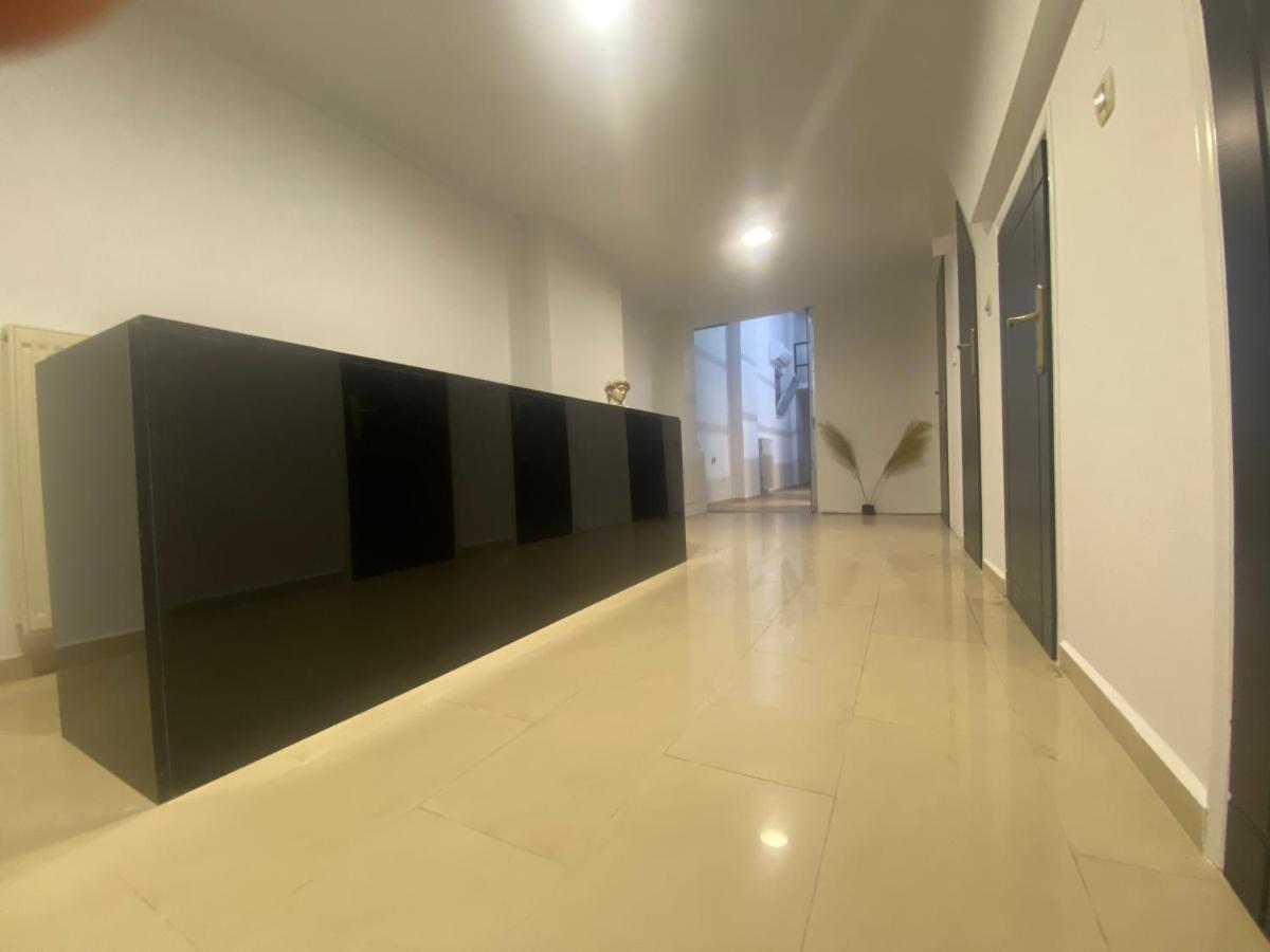 Le.Chris Central Dorms Hotel Rethymno  ภายนอก รูปภาพ