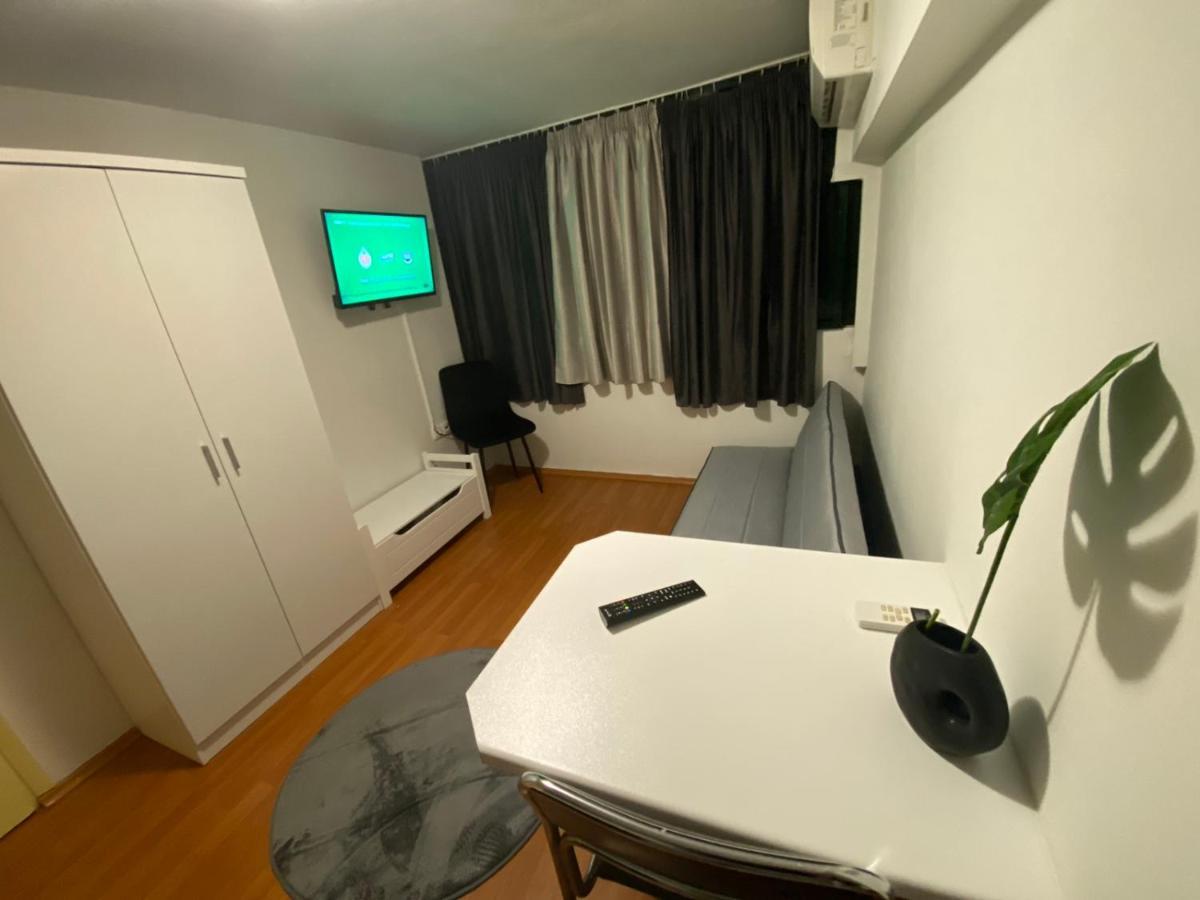 Le.Chris Central Dorms Hotel Rethymno  ภายนอก รูปภาพ